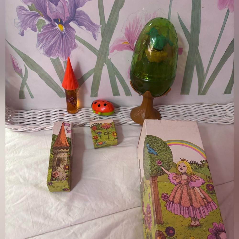Vintage Avon Her Prettiness trio